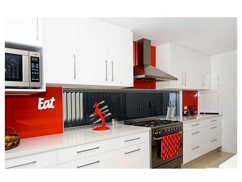 2 Fleetwood Court, Helensvale QLD 4212