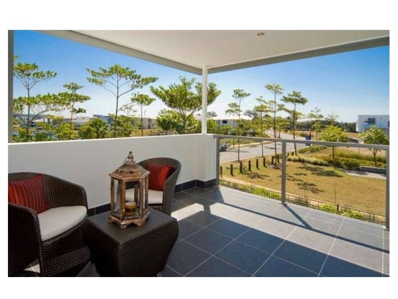 2 Fleetwood Court, Helensvale QLD 4212