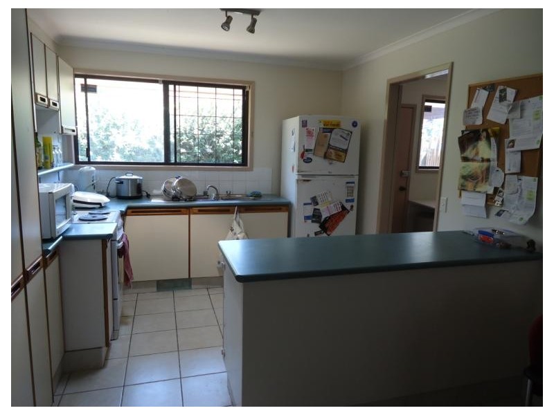 2/27 Telopea Street, Labrador QLD 4215