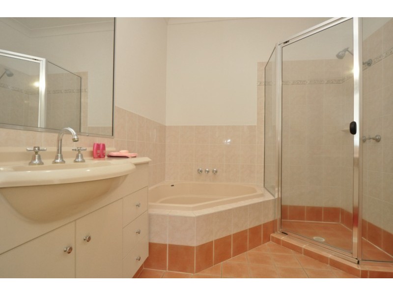 1/21 Paradise Parade, Paradise Point QLD 4216