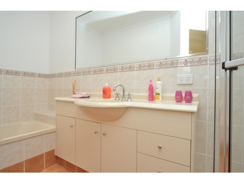 1/21 Paradise Parade, Paradise Point QLD 4216