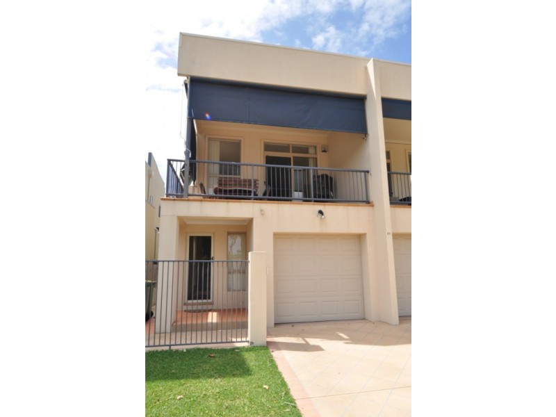 1/21 Paradise Parade, Paradise Point QLD 4216