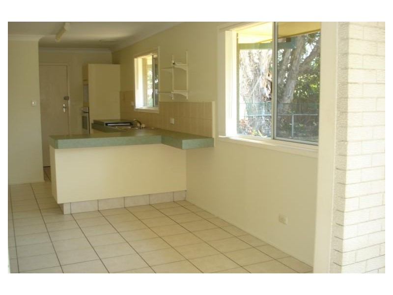 27 Killowill Avenue, Paradise Point QLD 4216