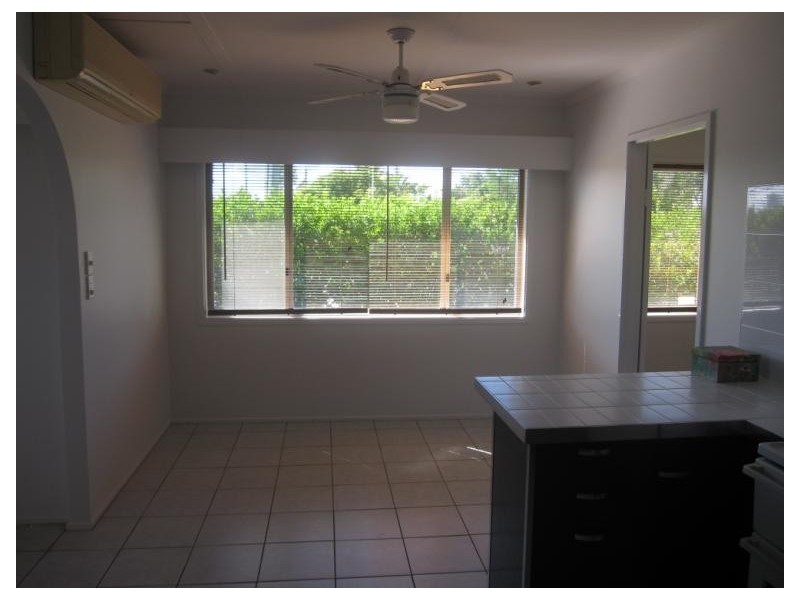 2 Hepworth Street, Arundel QLD 4214