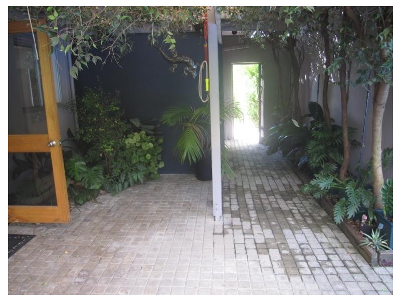 2 Hepworth Street, Arundel QLD 4214