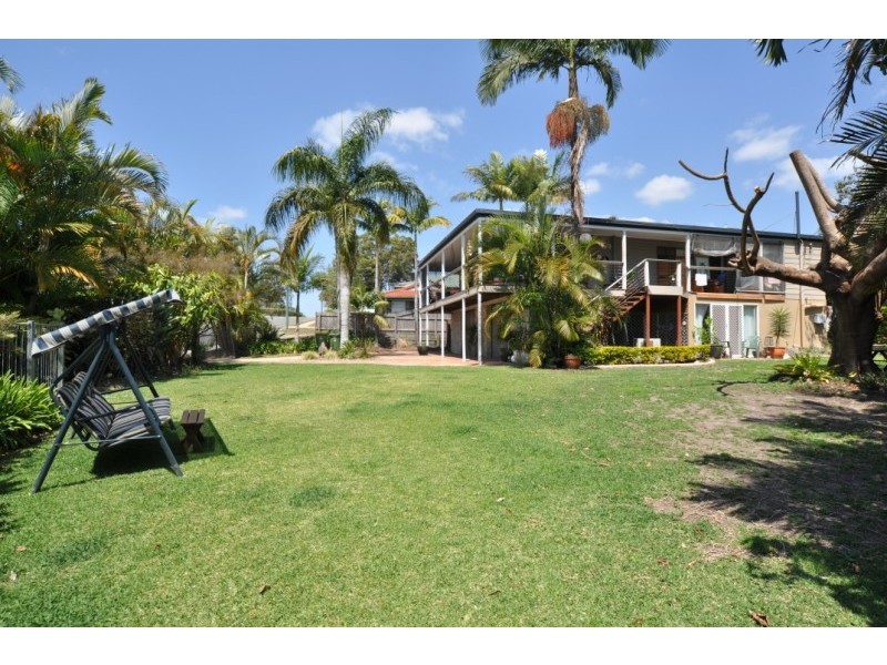 12 Iragana Street, Hope Island QLD 4212