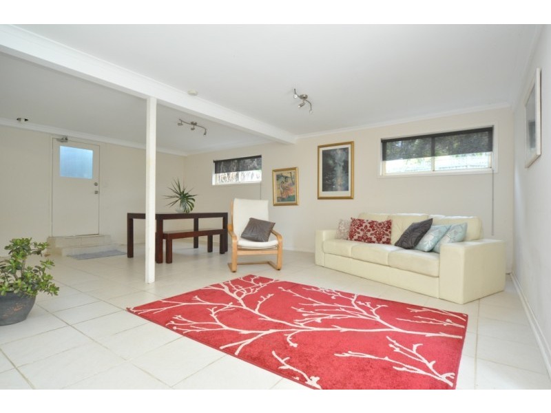 12 Iragana Street, Hope Island QLD 4212