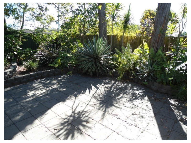 1/167 Olsen Avenue, Labrador QLD 4215