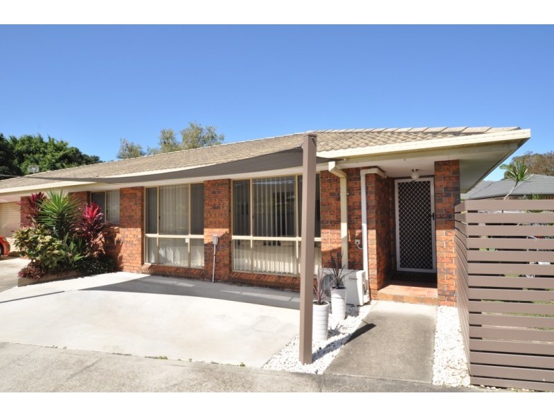 1/23 Coventry Court, Labrador QLD 4215