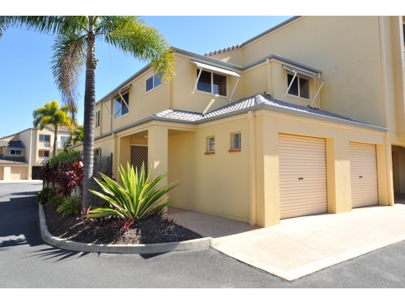 64/88 Limetree Parade, Runaway Bay QLD 4216