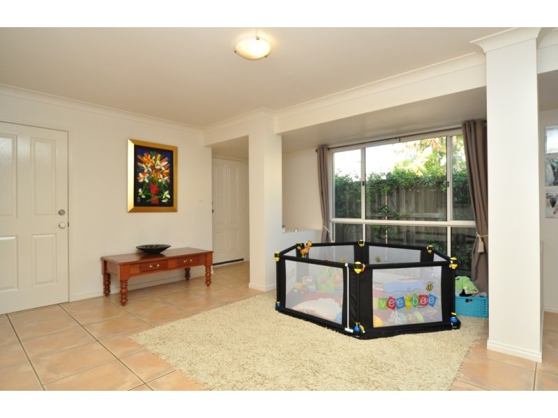 64/88 Limetree Parade, Runaway Bay QLD 4216