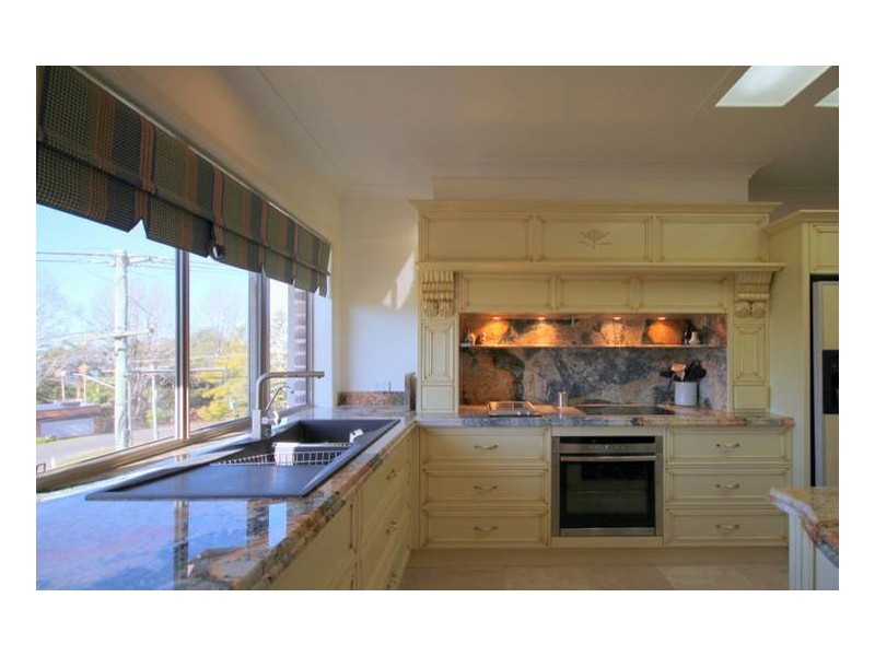 1 Tweed Heads Avenue, Eagle Heights QLD 4271