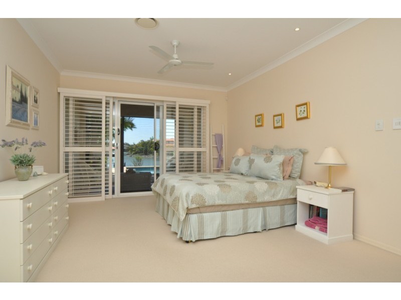 25 Lee Anne Crescent, Helensvale QLD 4212