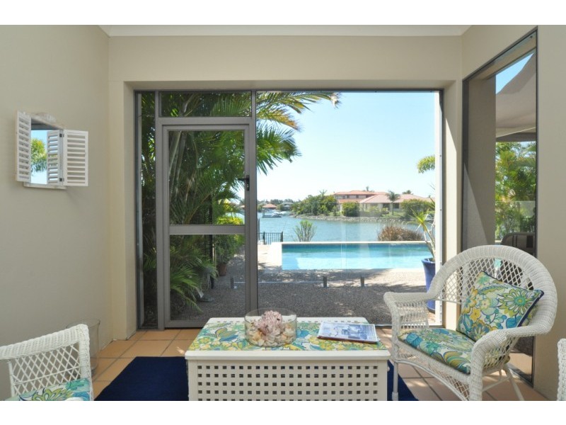 25 Lee Anne Crescent, Helensvale QLD 4212