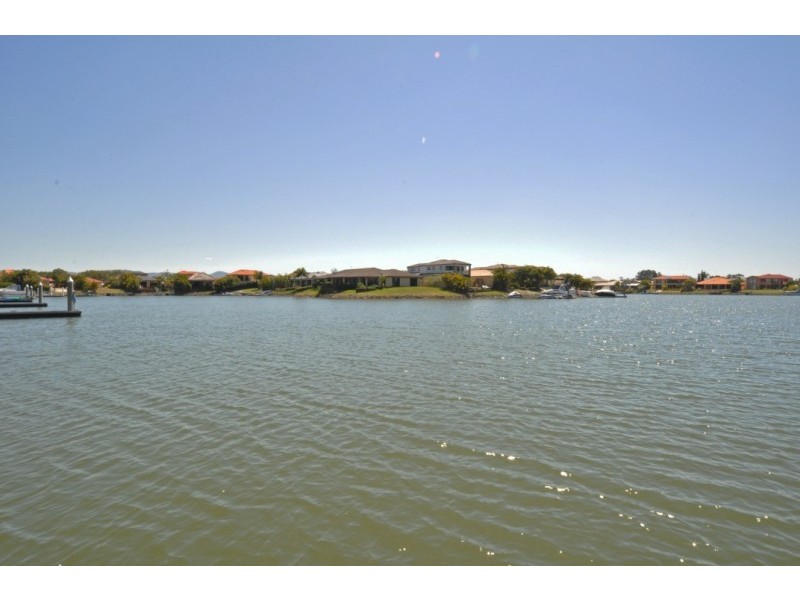 25 Lee Anne Crescent, Helensvale QLD 4212