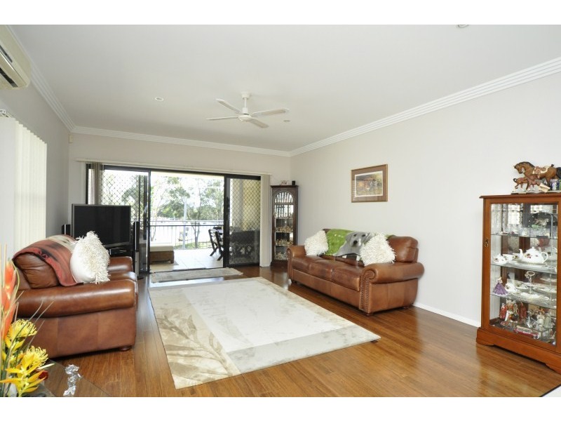 2/61 Paradise Parade, Paradise Point QLD 4216