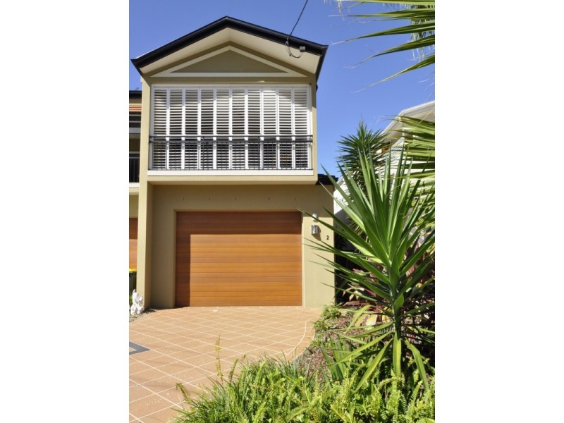 2/61 Paradise Parade, Paradise Point QLD 4216