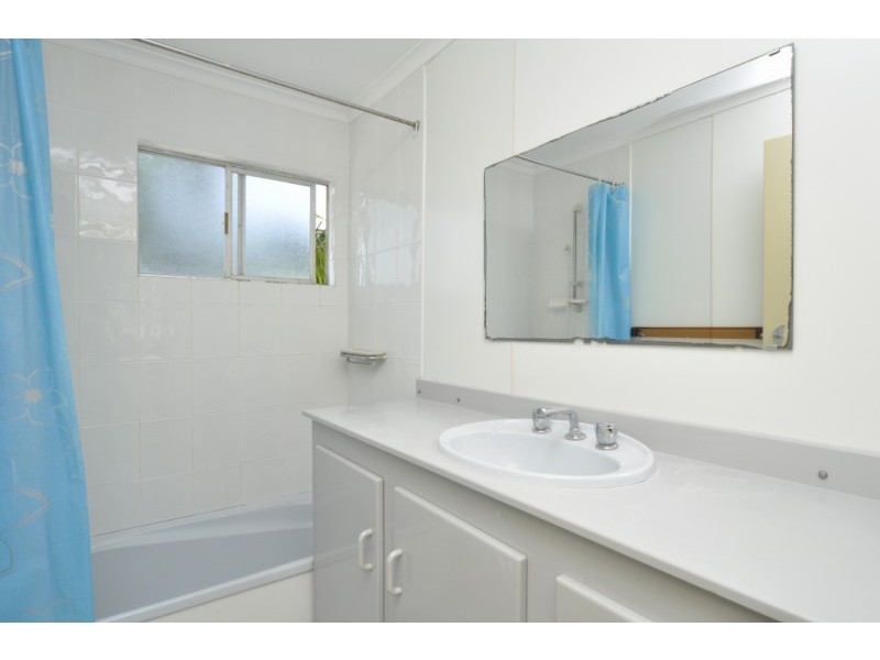 5 Swallow Avenue, Paradise Point QLD 4216