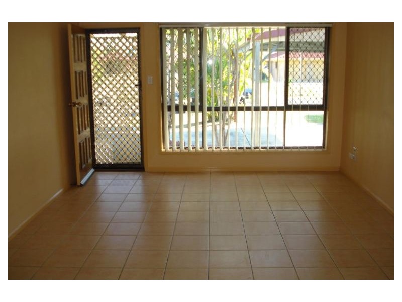 1/3 Burwood Court, Labrador QLD 4215