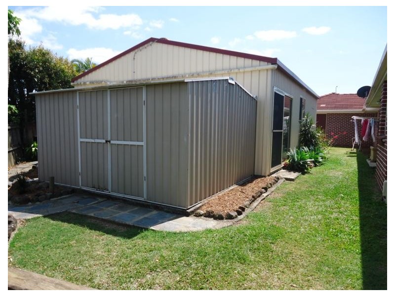 21 Maidstone Place, Parkwood QLD 4214