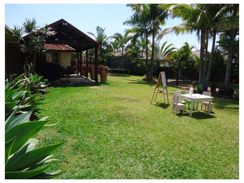 21 Maidstone Place, Parkwood QLD 4214