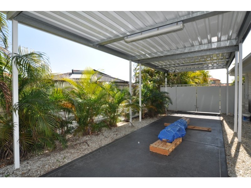 5 Dallow Crescent, Helensvale QLD 4212