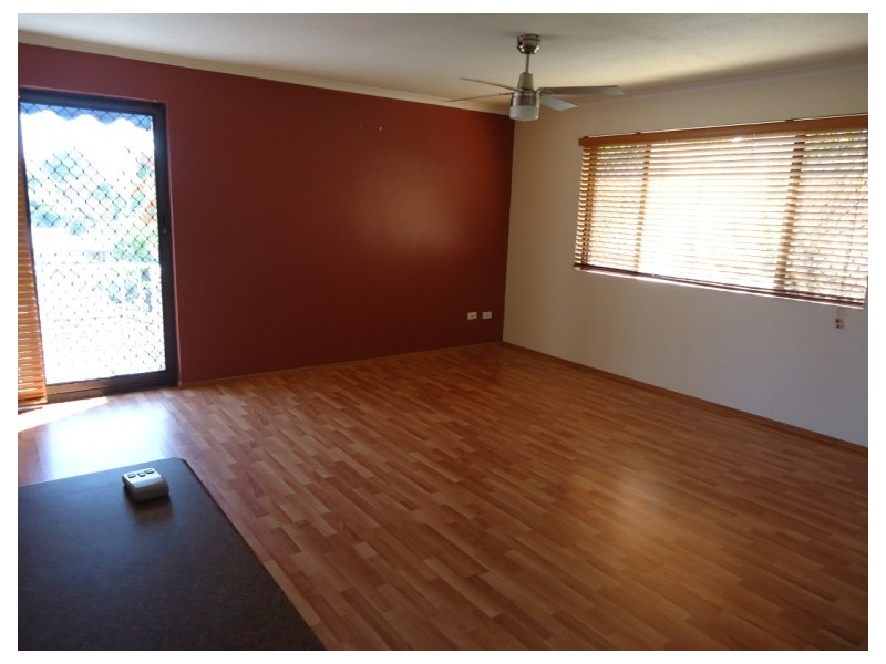 8/159 Muir Streer, Labrador QLD 4215
