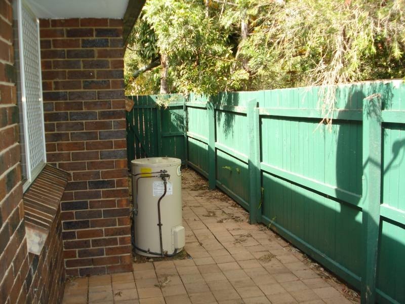 1/183 Central Street, Labrador QLD 4215