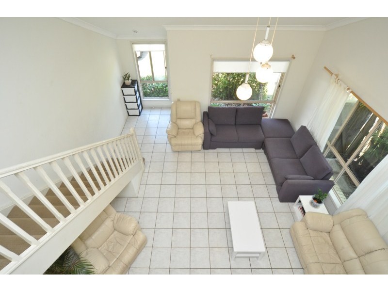 17/264 Oxley Drive, Coombabah QLD 4216