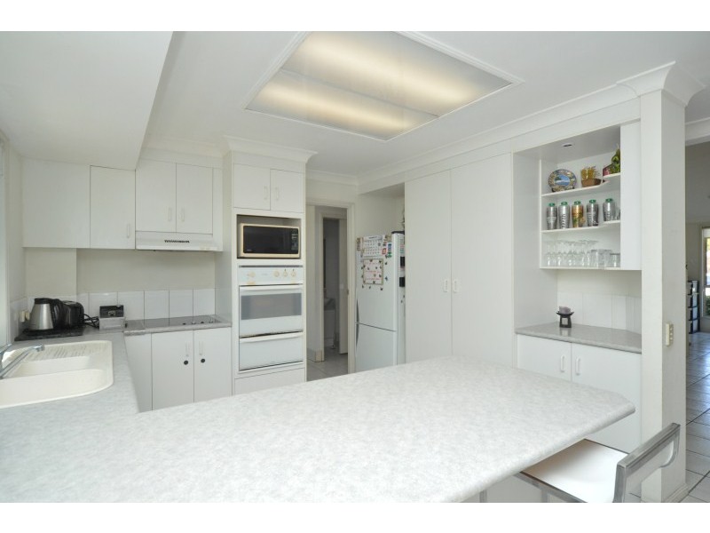 17/264 Oxley Drive, Coombabah QLD 4216