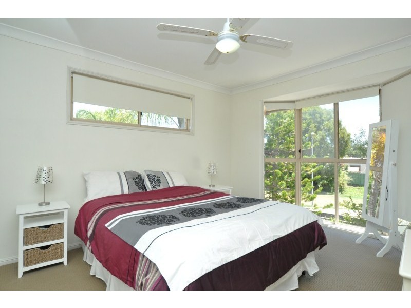 17/264 Oxley Drive, Coombabah QLD 4216