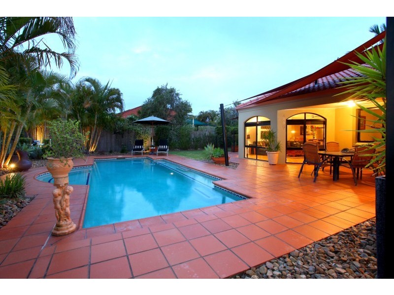 17 Eastbank Terrace, Monterey Keys QLD 4212