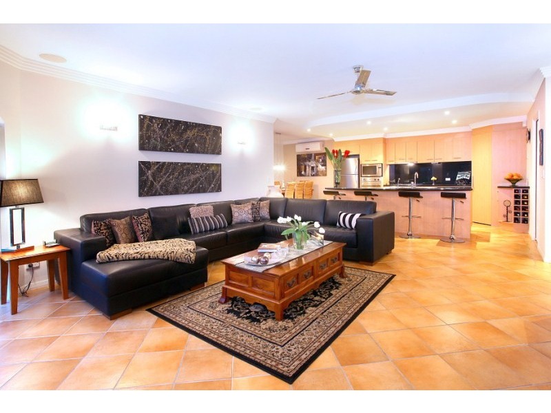 17 Eastbank Terrace, Monterey Keys QLD 4212