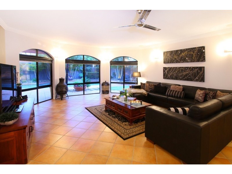 17 Eastbank Terrace, Monterey Keys QLD 4212