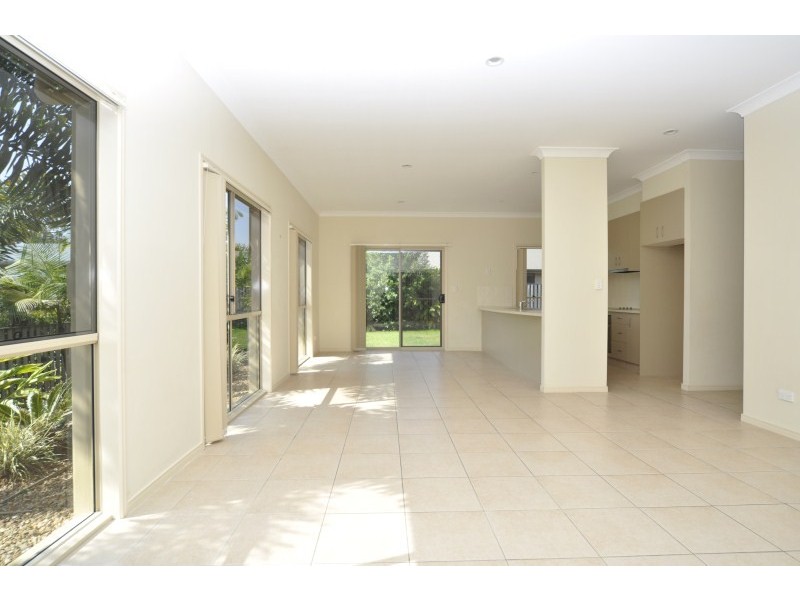 8 Icefire, Coomera Waters QLD 4209
