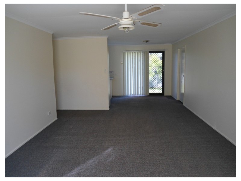 9 Melbourne Road, Arundel QLD 4214
