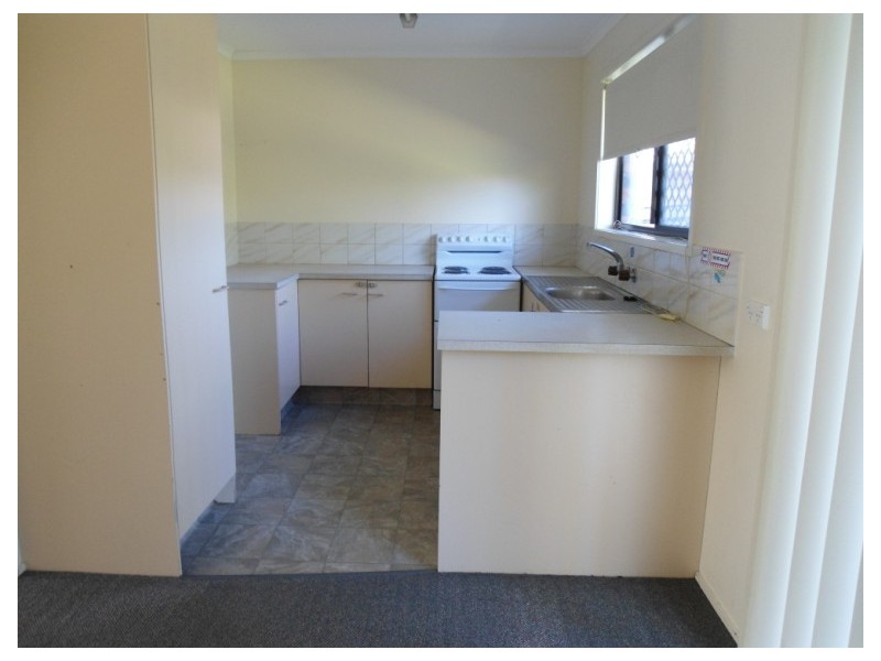 9 Melbourne Road, Arundel QLD 4214