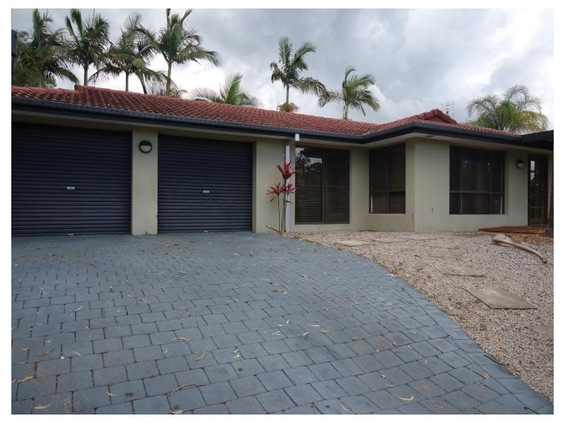 7 Kingaroy Avenue, Helensvale QLD 4212