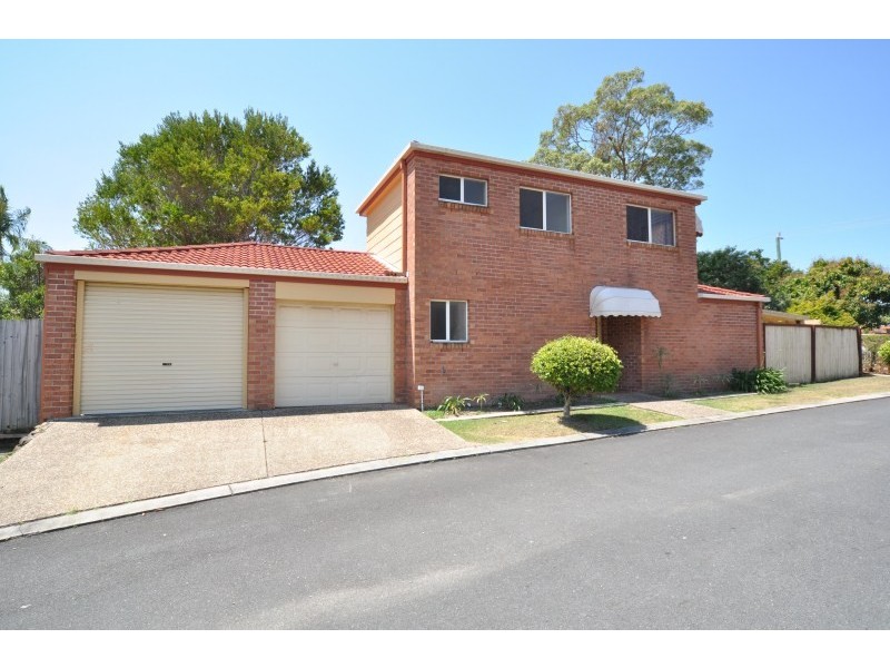 2/394 Pine Ridge Road, Coombabah QLD 4216