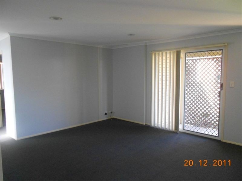 2/348 Government Road, Labrador QLD 4215