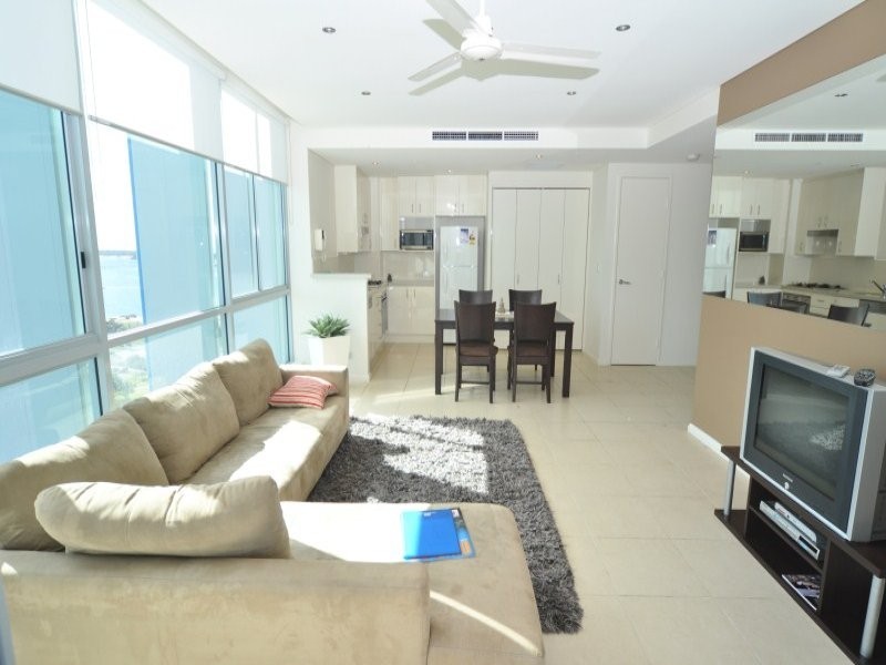 2103/1 Como Crescent, Southport QLD 4215