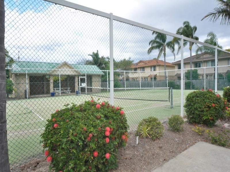 35/21 Usher Avenue, Labrador QLD 4215