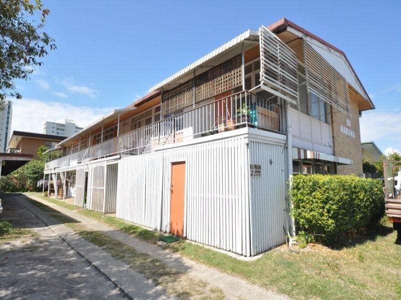 1/149 Frank Street, Labrador QLD 4215