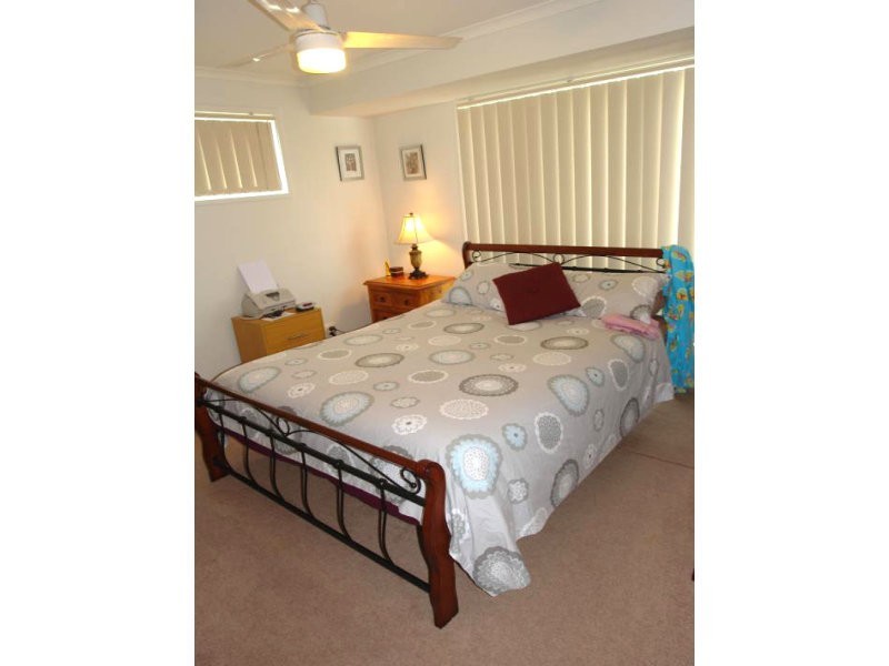 4/25 McMillan Street, Labrador QLD 4215