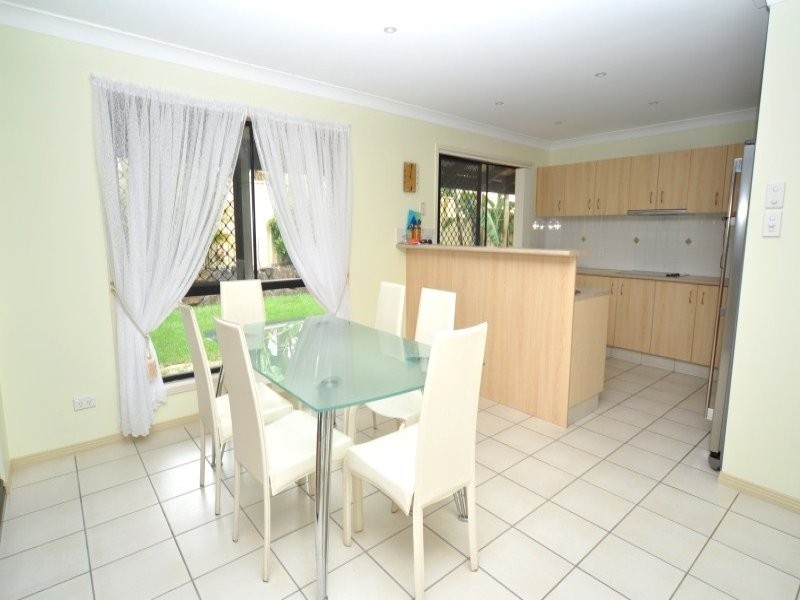 103 Christina Ryan Way, Arundel QLD 4214