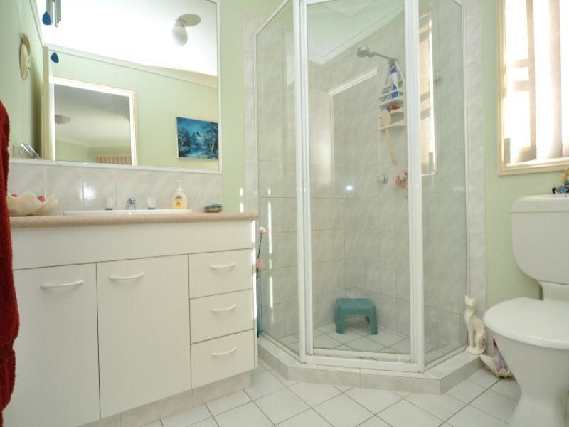 1/113 Greenacre Drive, Parkwood QLD 4214