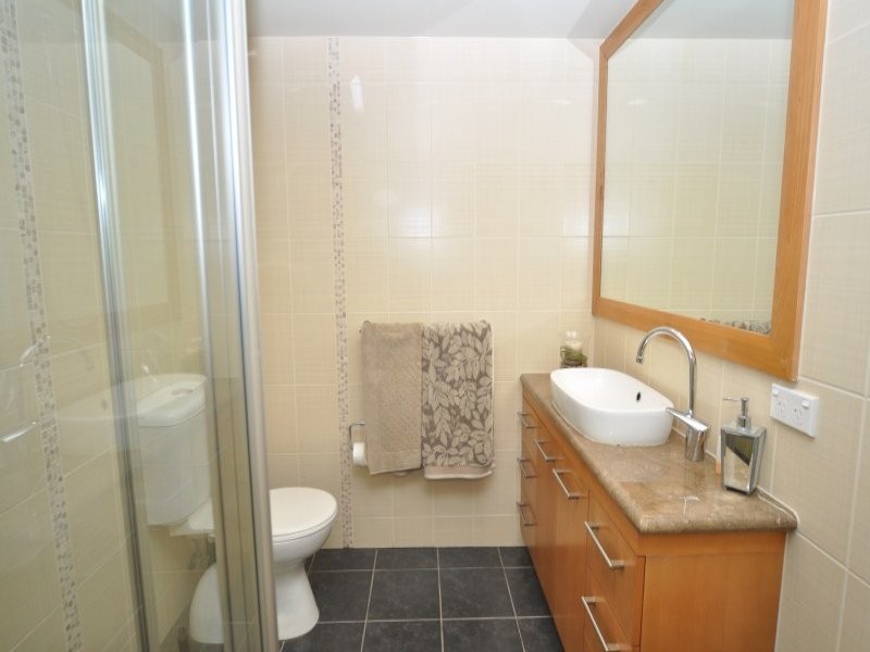 9/31 Railway Street, Southport QLD 4215