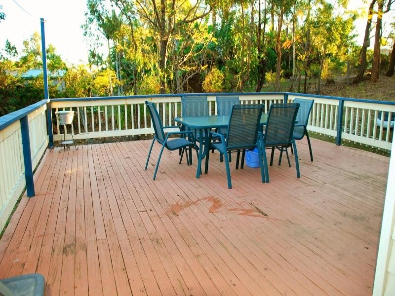 40 Uplands Drive, Parkwood QLD 4214