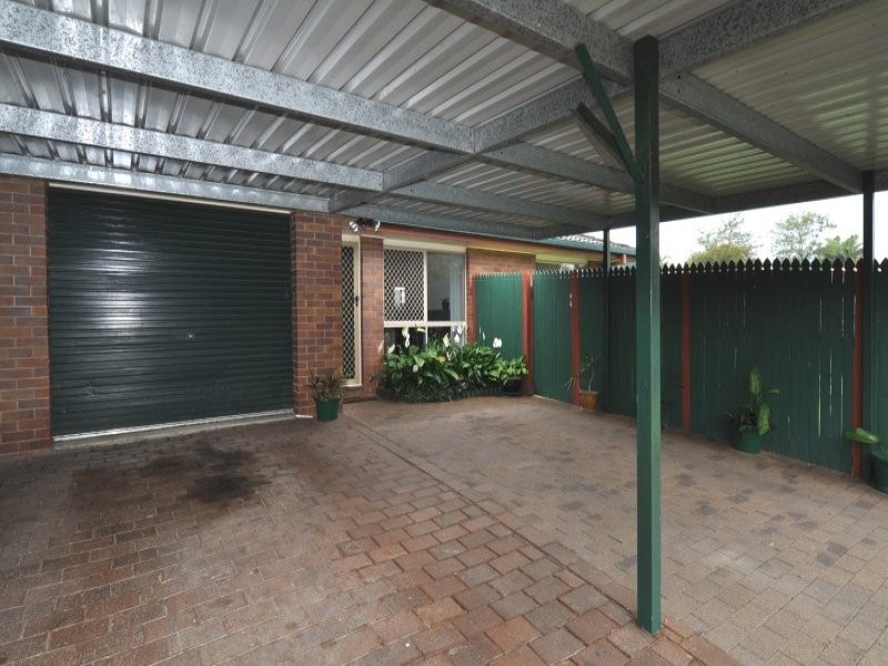 1/2 Galaxy Court, Labrador QLD 4215