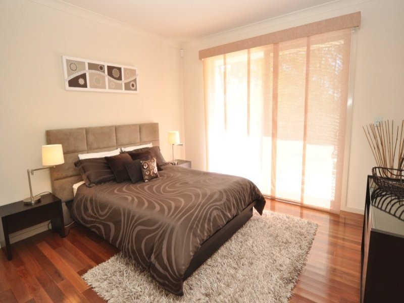 11 Uplands Drive, Parkwood QLD 4214